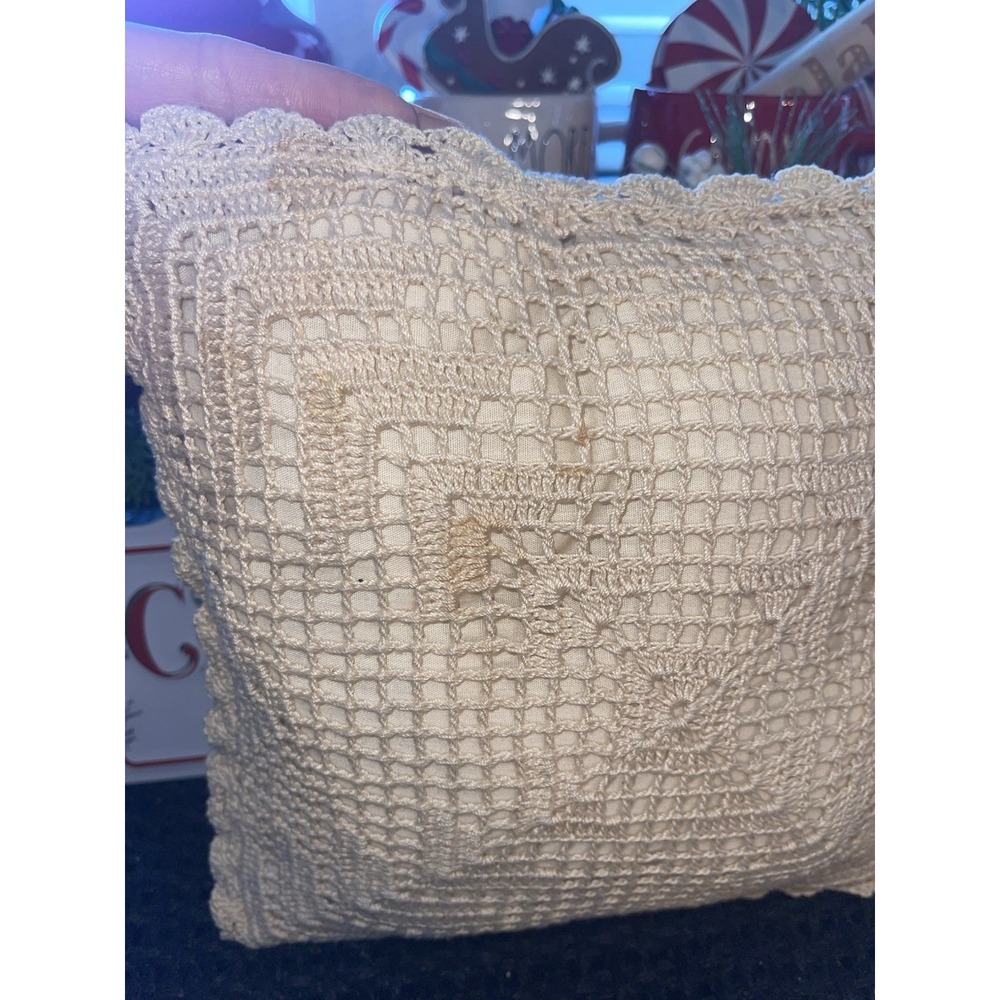 Vintage Square Beige‎ Crochet Pillows 10" X 10" Set Of 3 - Picture 7 of 7